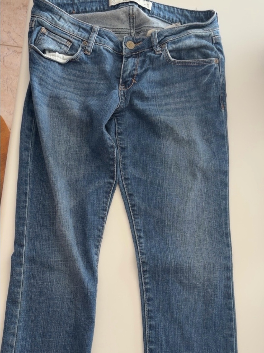 Abercrombie & Fitch Skinny Leg Jeans - Medium Blue Wash